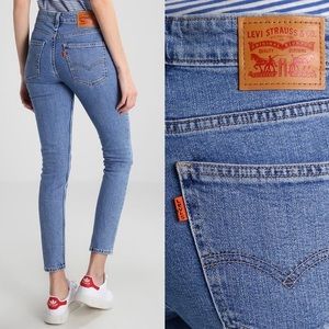 Levi’s vintage high rise skinny jeans